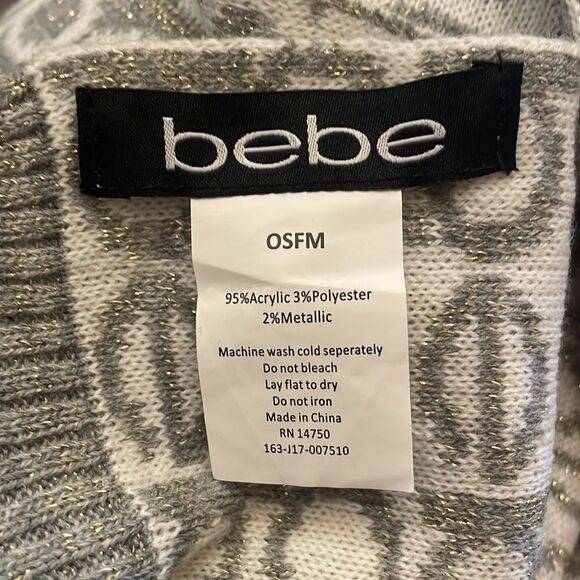 NWT Bebe Scarf - Picture 3 of 4